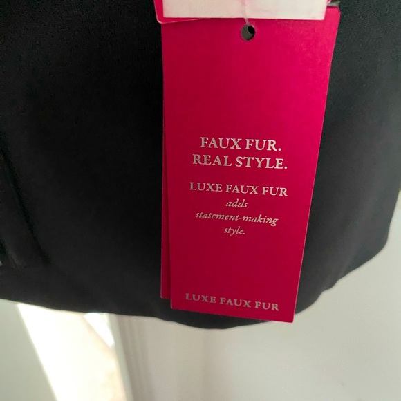 NWT Vince Camuto Down Blend Faux Fur Trimmed Parka - Picture 9 of 11